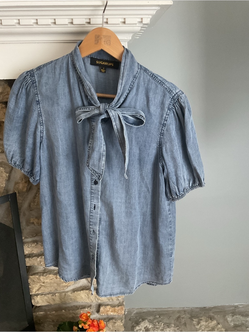 Sugarlips Chambray Tie-Neck Puff Sleeve Blouse in Light Blue
